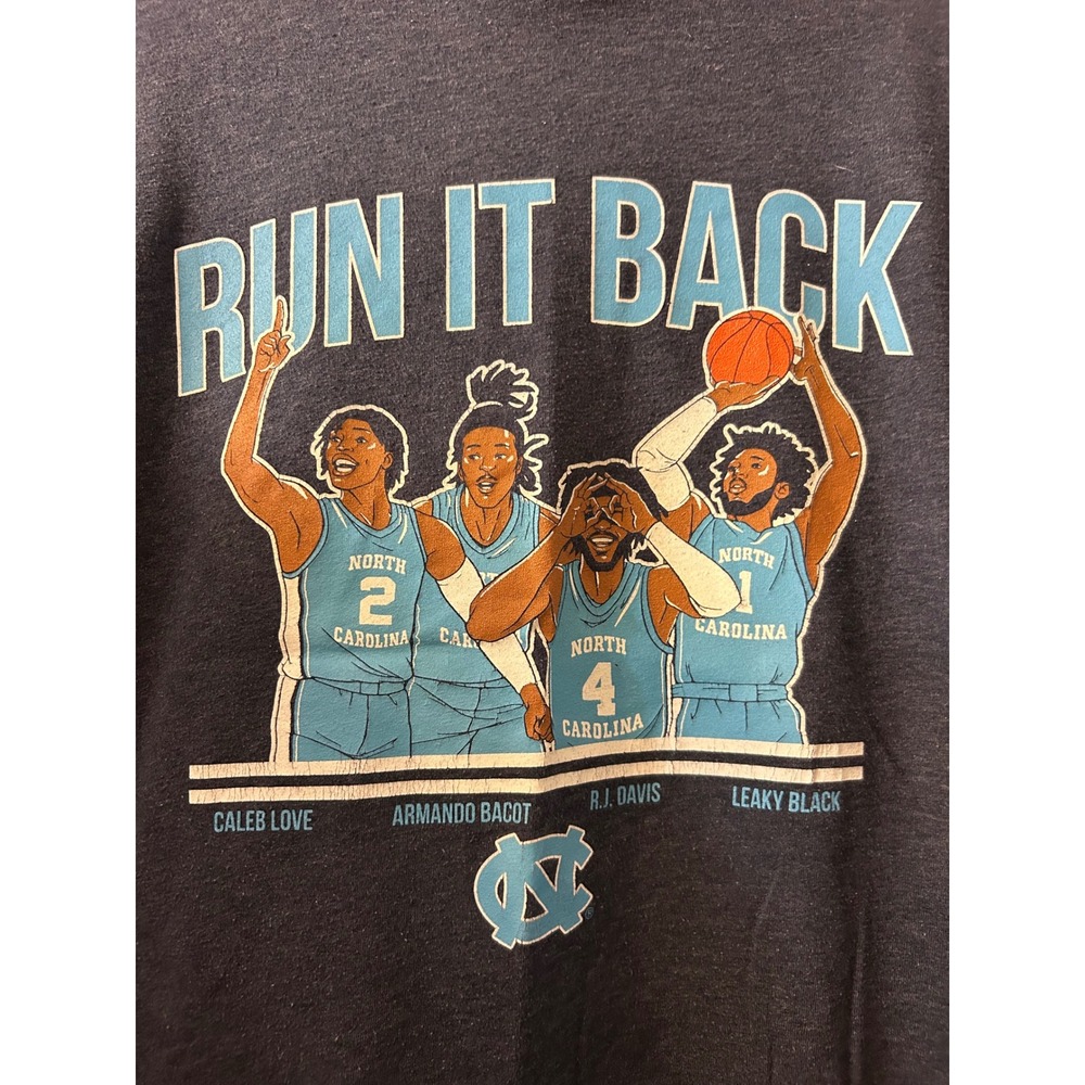 BreakingT UNC North Carolina‎ Run It Back Basketball T-Shirt Navy Blue Small